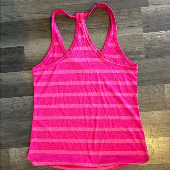 Small Workout Top Pink Racerback - Picture 2 of 2